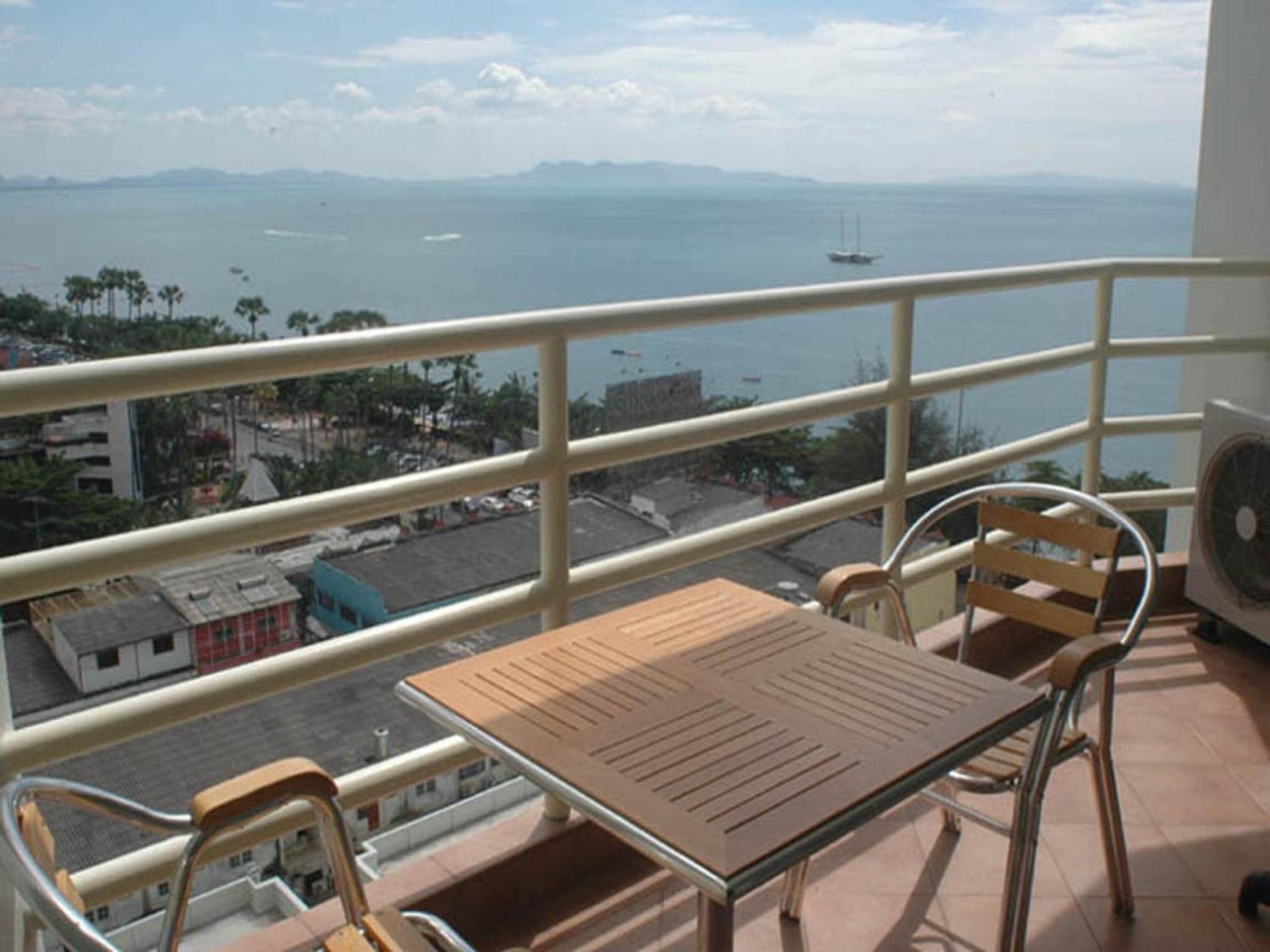 Apartments At View Talay 파타야 객실 사진